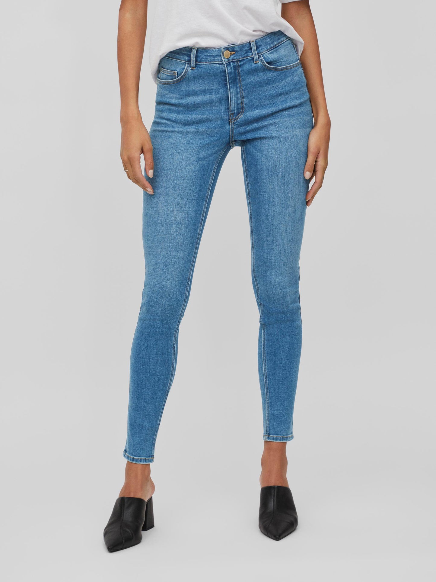 Vila Visarah skinny jeans 14084766 Medium Blue Denim