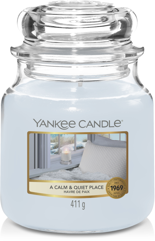 Laad de afbeelding in de Gallery-viewer, Yankee Candle YC A calm and Quiet Place Medium Jar                         1577129E
